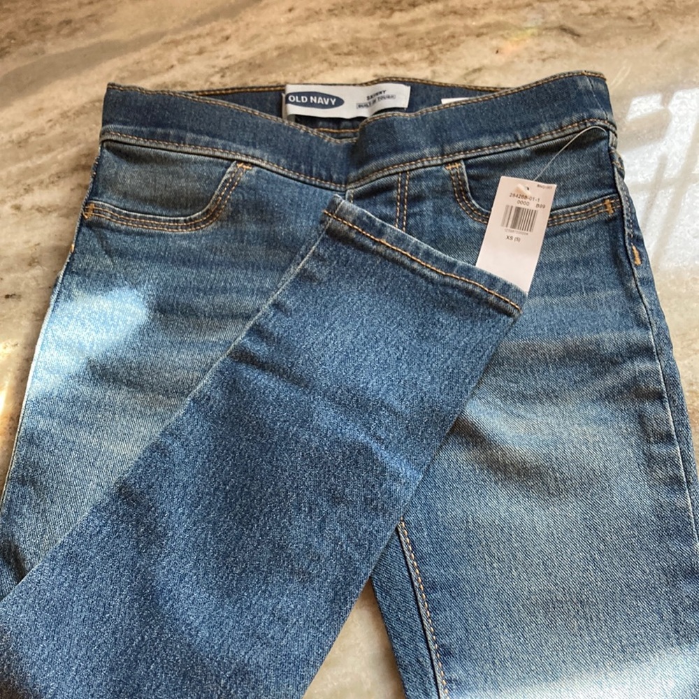 Girls size 5 skinny jeans NWT